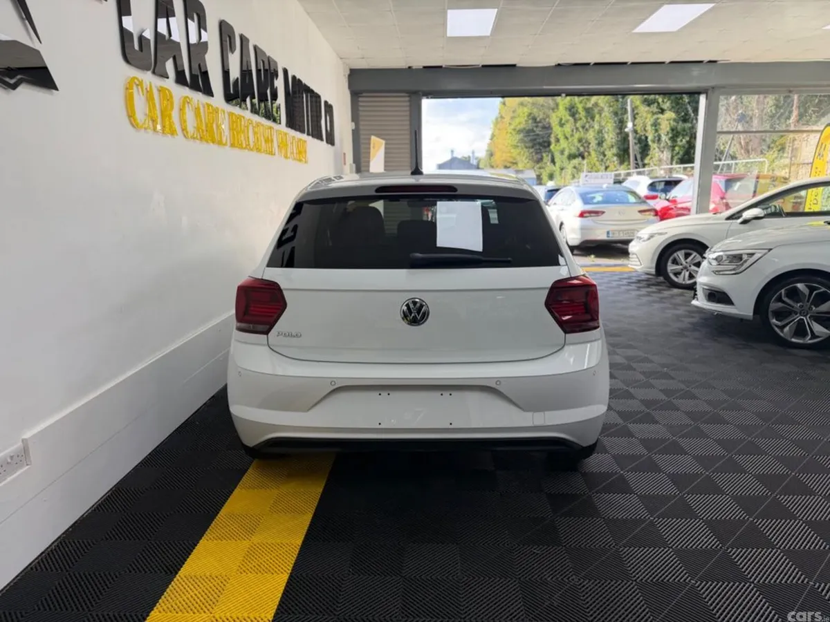 Volkswagen Polo Hatchback, Petrol, 2018, White