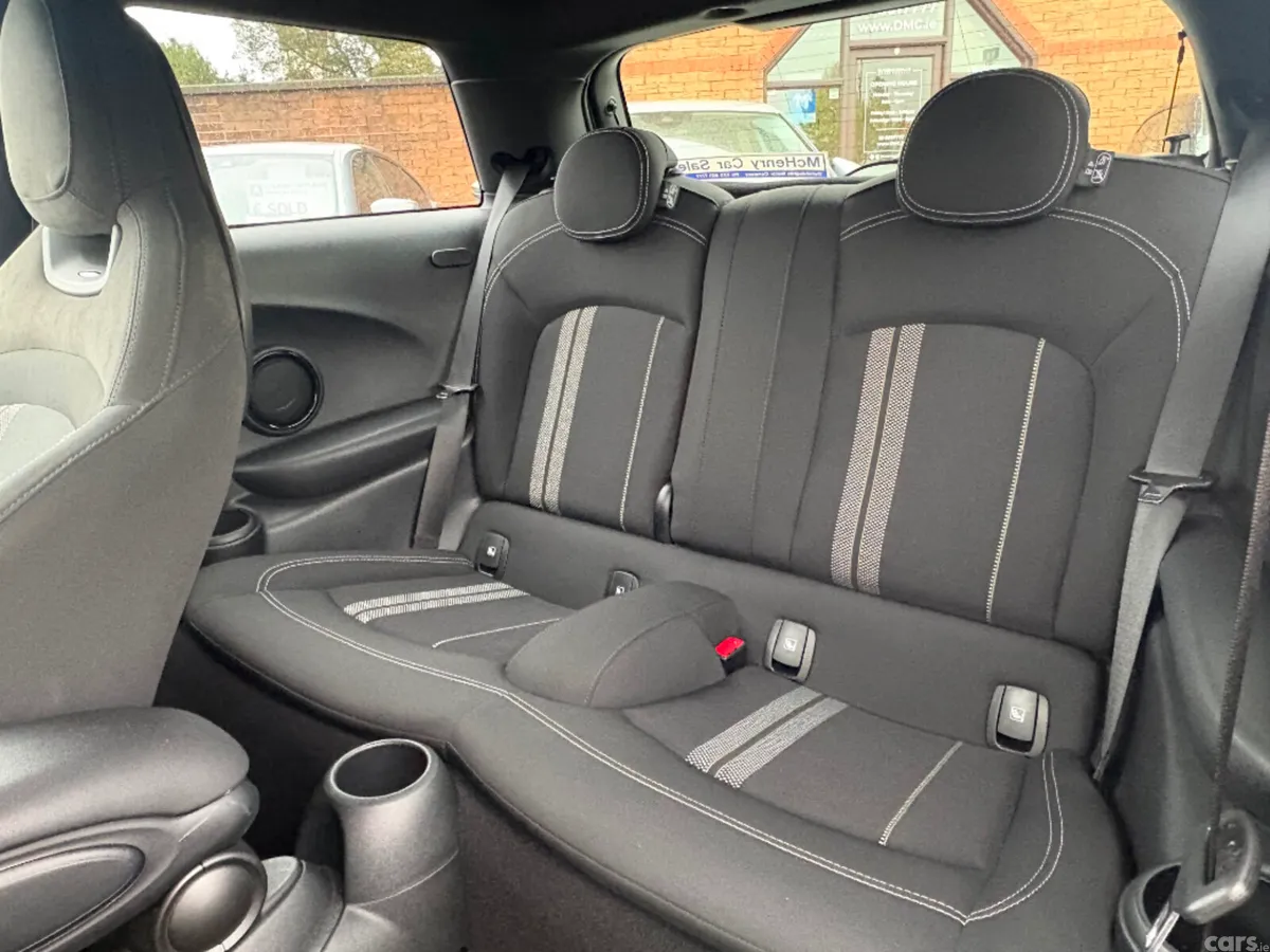 Mini Cooper Hatchback, Petrol, 2023, Grey