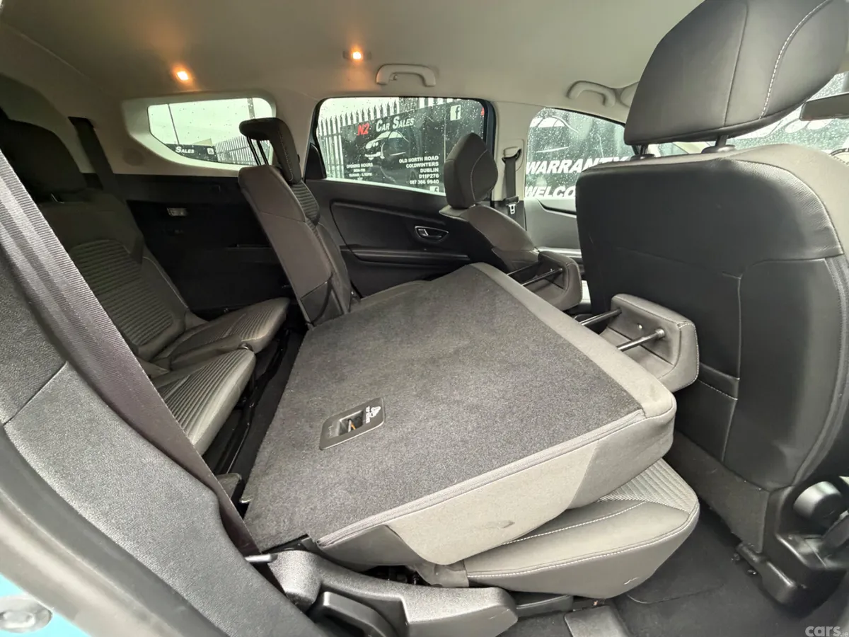 Renault Grand Scenic MPV, Petrol, 2020, Blue