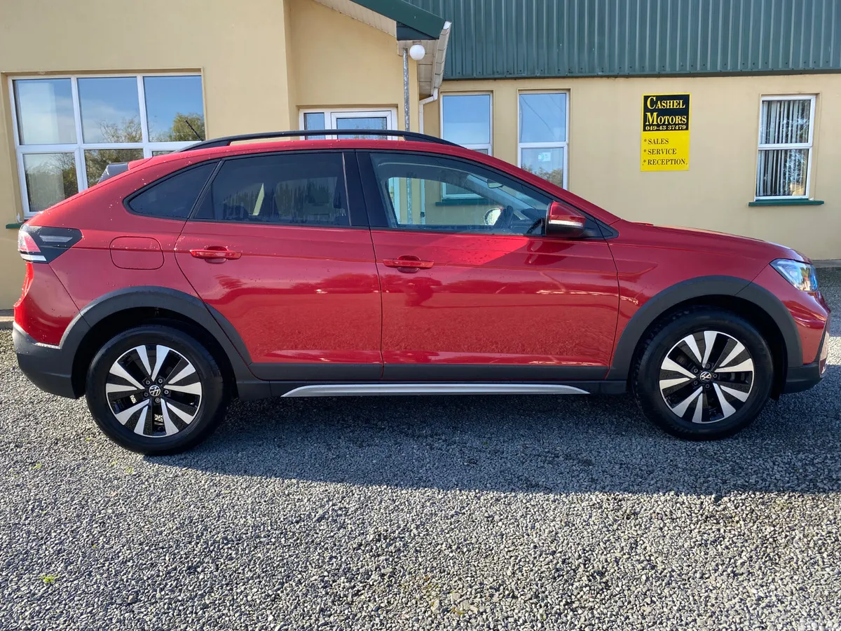 Volkswagen Taigo Hatchback, Petrol, 2022, Red