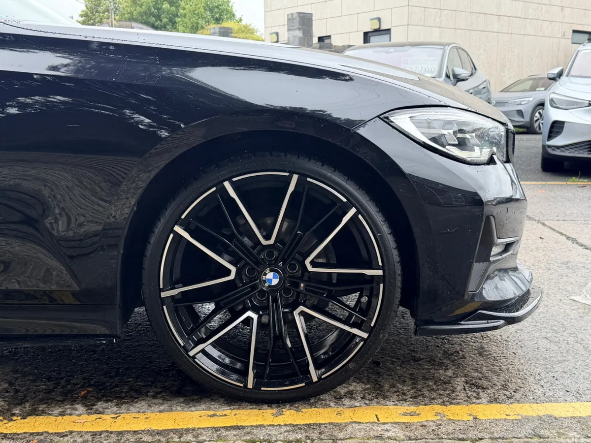 BMW 3-Series Saloon, Diesel, 2022, Black