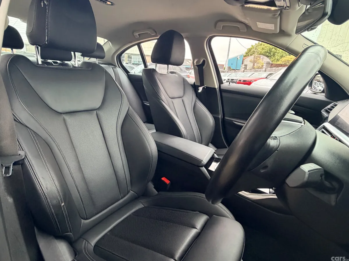 BMW 3-Series Saloon, Diesel, 2022, Black