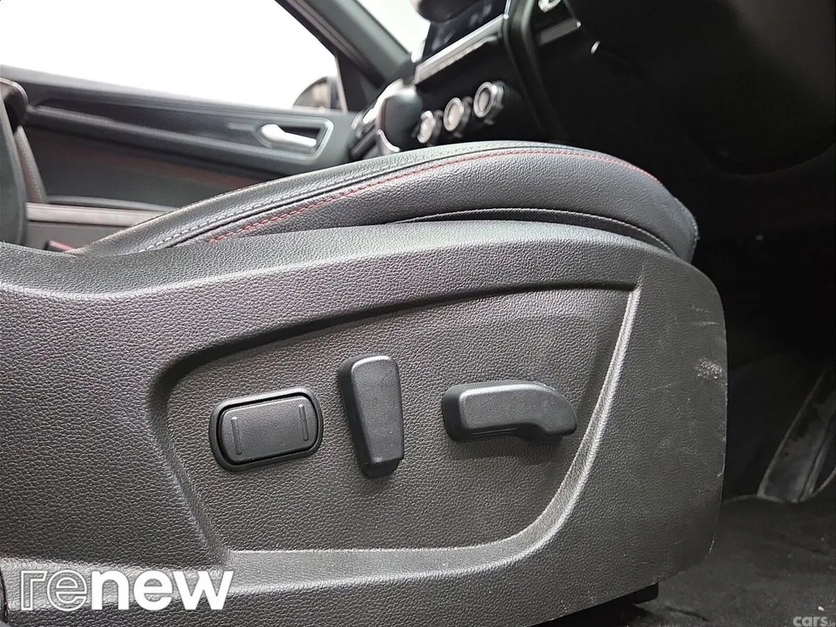 Renault Arkana Hatchback, Petrol, 2023, Grey