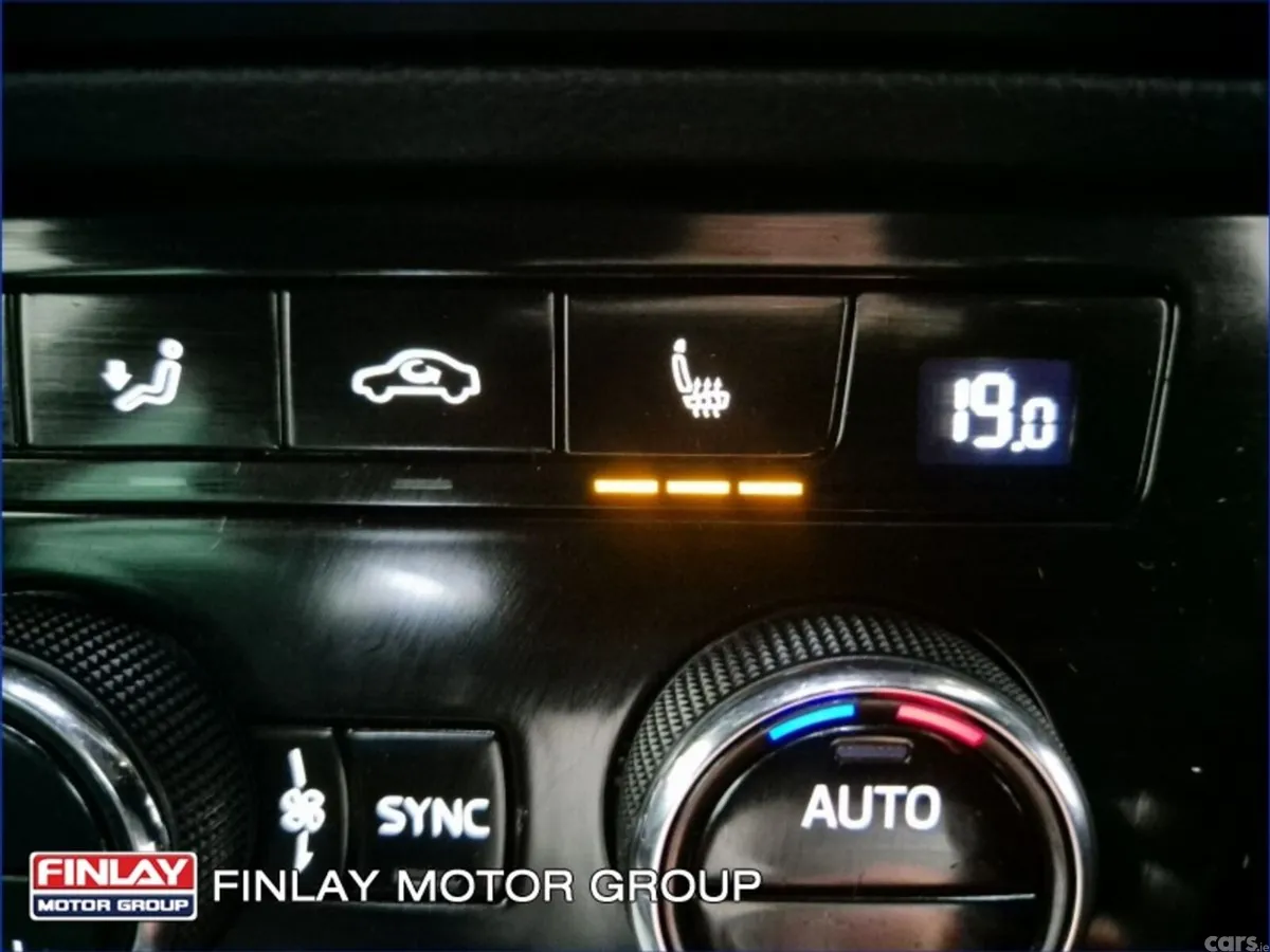 Skoda Superb Saloon, Petrol, 2020, White