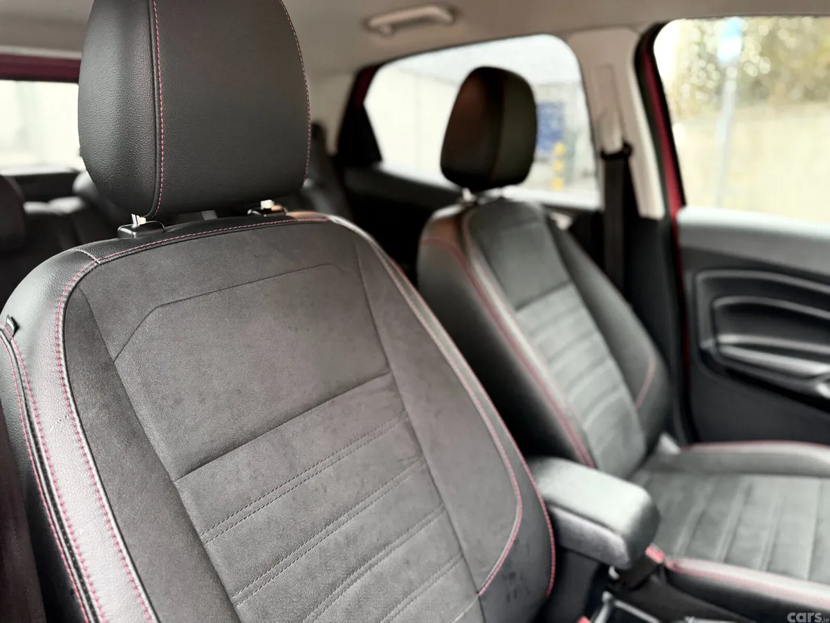 Ford EcoSport SUV, Petrol, 2019, Red