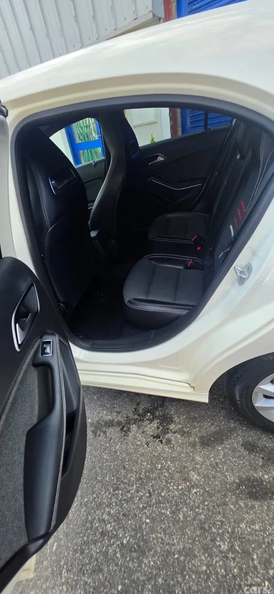Mercedes-Benz A-Class Hatchback, Petrol, 2017, White