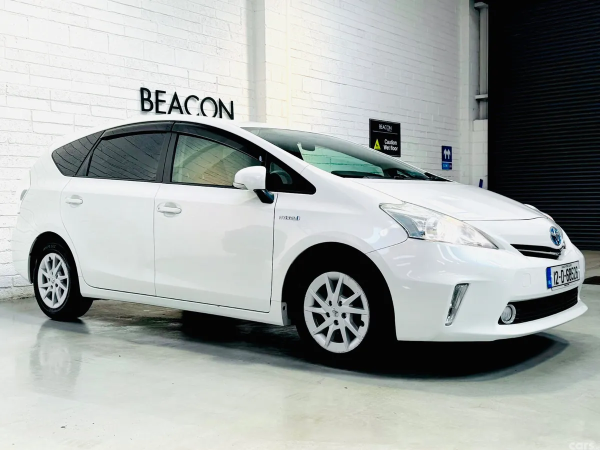 Toyota Prius Hatchback, Petrol Hybrid, 2012, White