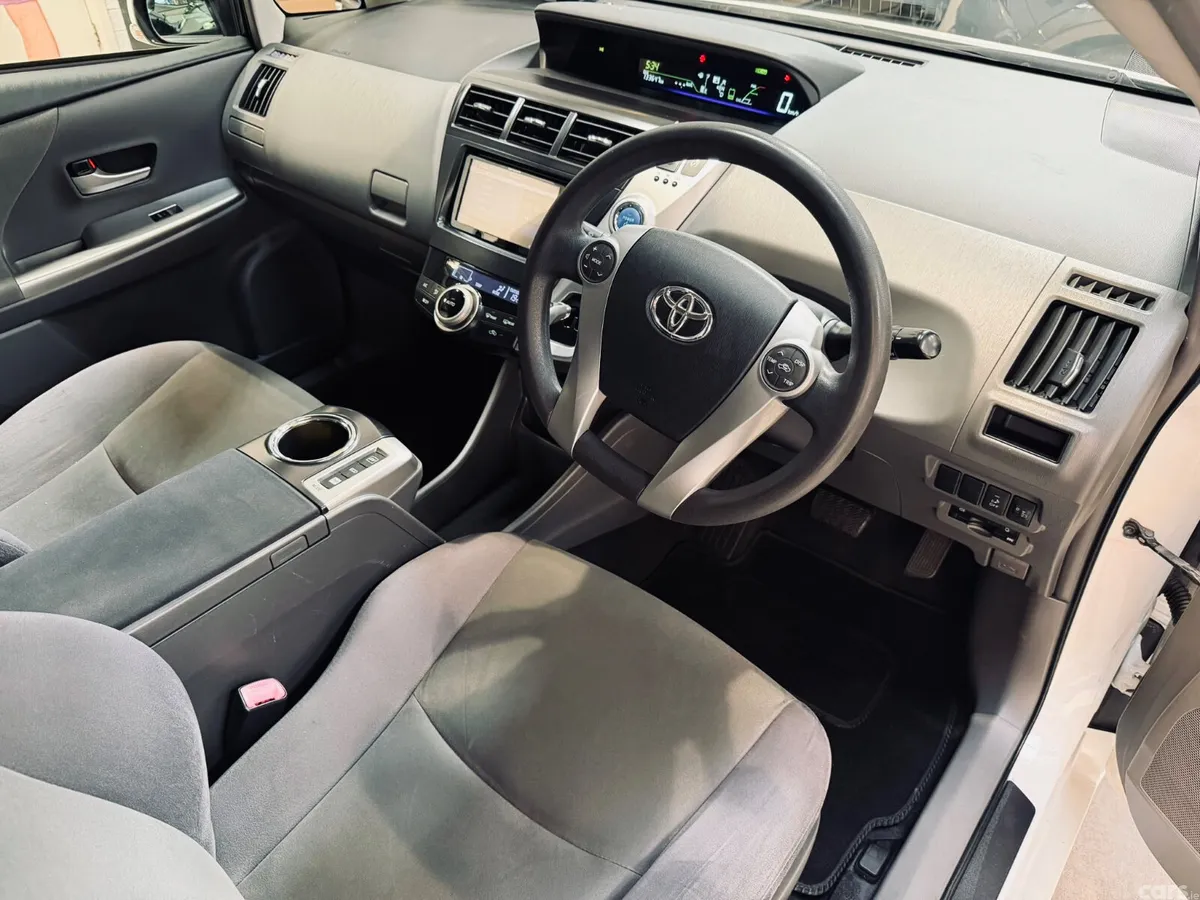 Toyota Prius Hatchback, Petrol Hybrid, 2012, White
