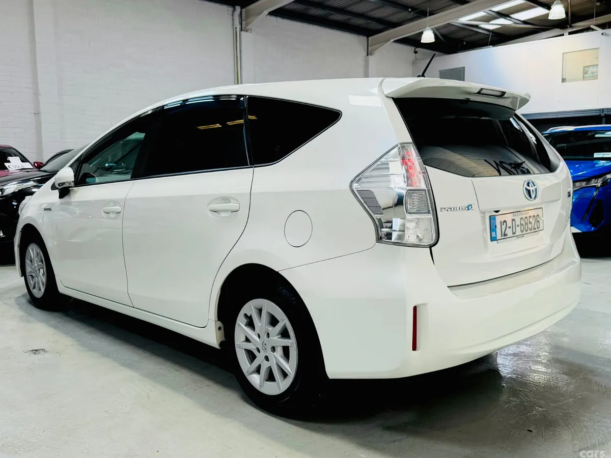 Toyota Prius Hatchback, Petrol Hybrid, 2012, White