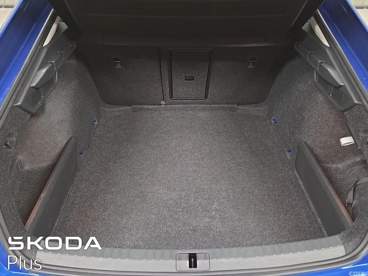 Skoda Octavia Saloon, Diesel, 2025, Blue