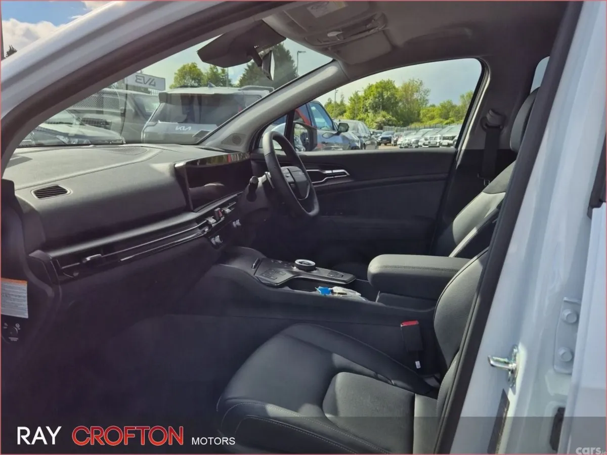 Kia Sportage SUV, Petrol Hybrid, 2026, White