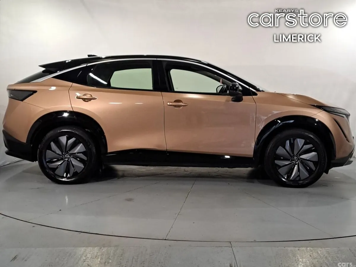 Nissan Ariya SUV, Electric, 2024, Gold