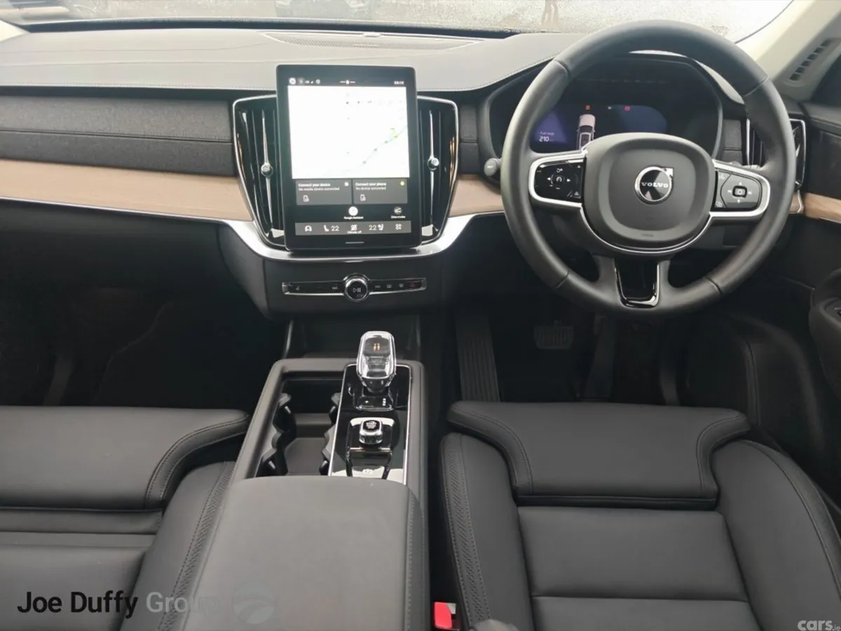Volvo XC90 SUV, Petrol Plug-in Hybrid, 2025, Grey