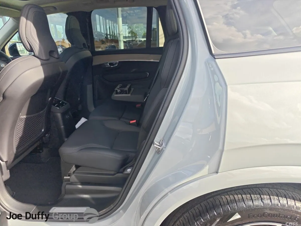 Volvo XC90 SUV, Petrol Plug-in Hybrid, 2025, Grey