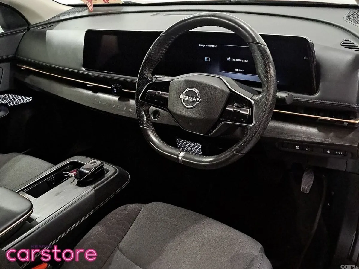Nissan Ariya SUV, Electric, 2024, Gold