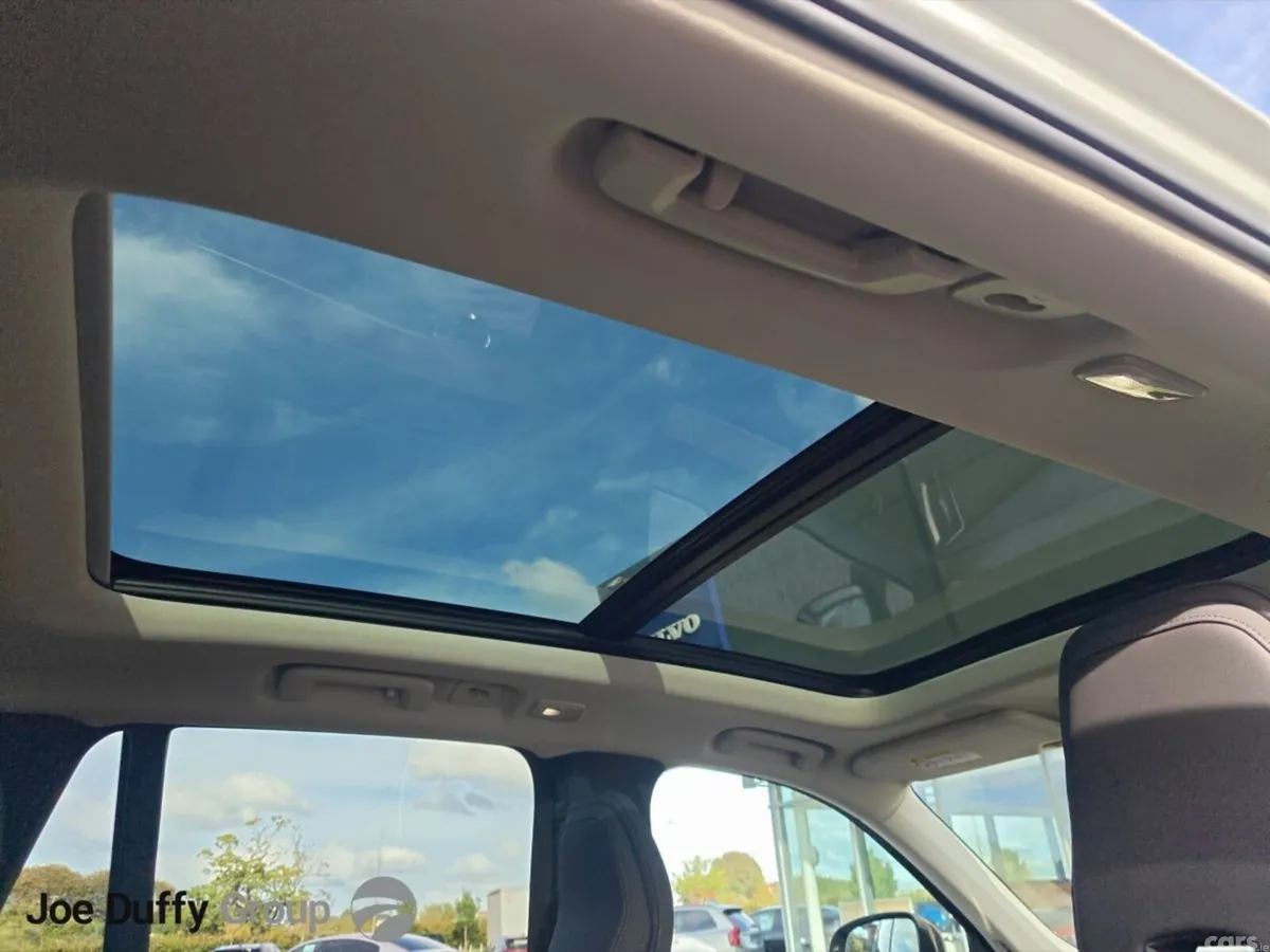 Volvo XC90 SUV, Petrol Plug-in Hybrid, 2025, Grey