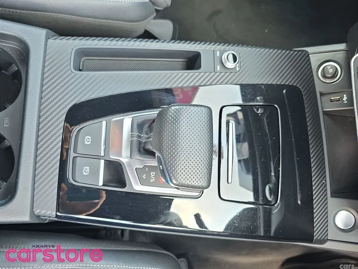 Audi Q5 SUV, Petrol Plug-in Hybrid, 2022, Black