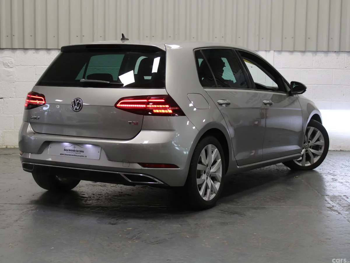 Volkswagen Golf Hatchback, Petrol, 2018, Silver