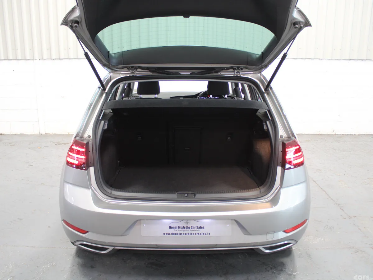 Volkswagen Golf Hatchback, Petrol, 2018, Silver