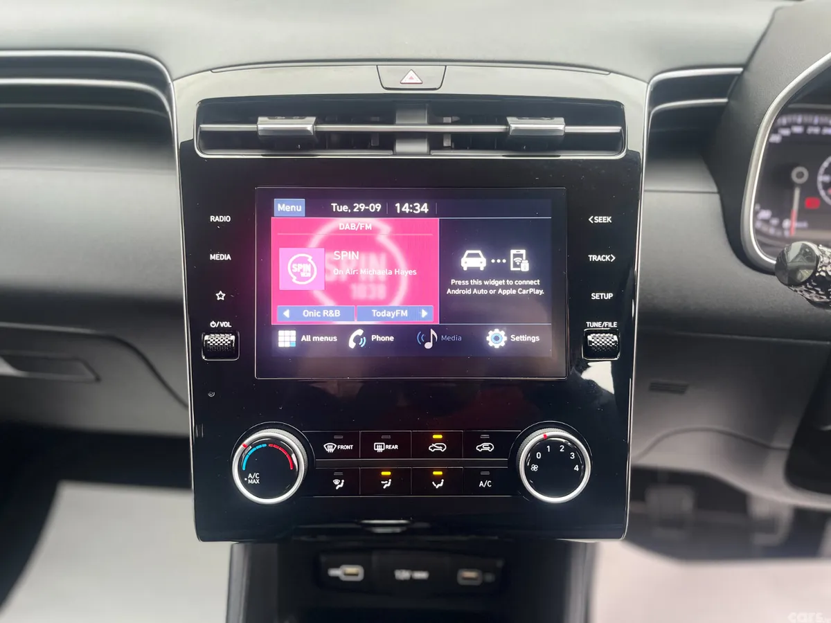 Hyundai Tucson SUV, Diesel, 2023, White
