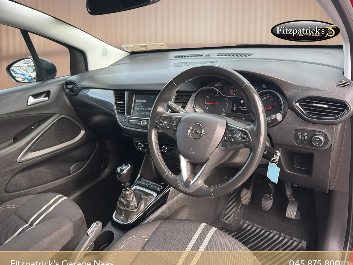 Opel Crossland X SUV, Diesel, 2023, Red