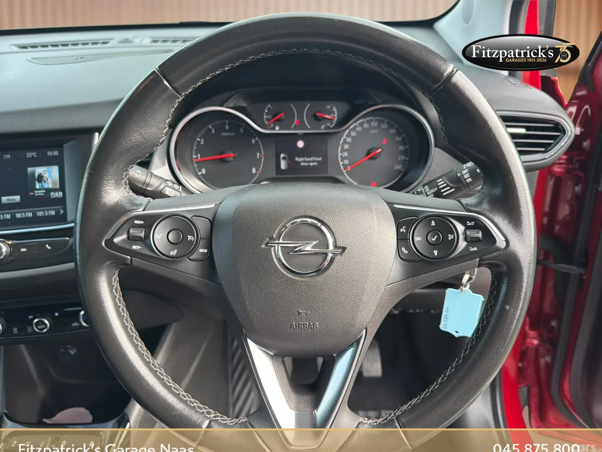 Opel Crossland X SUV, Diesel, 2023, Red