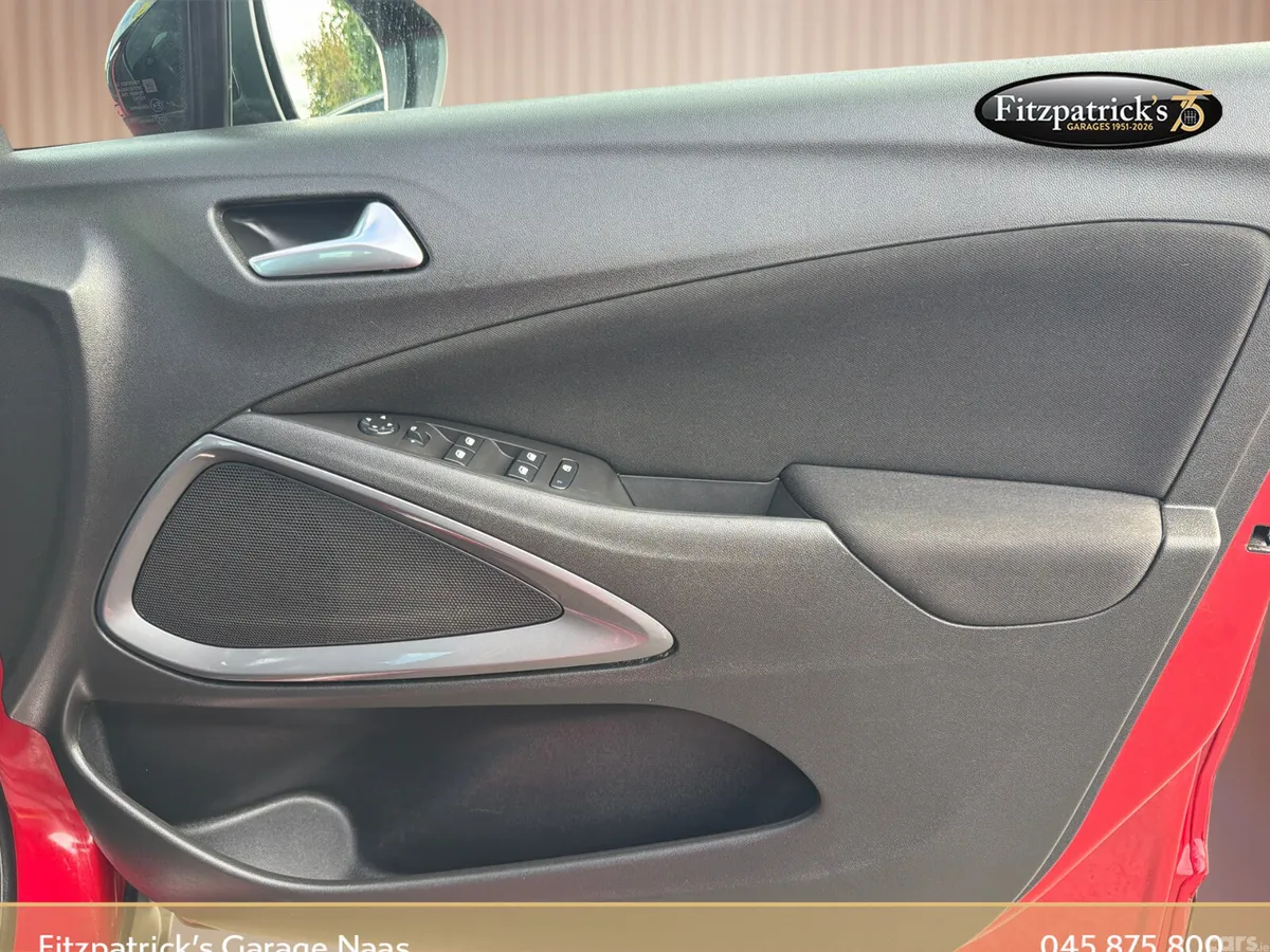 Opel Crossland X SUV, Diesel, 2023, Red