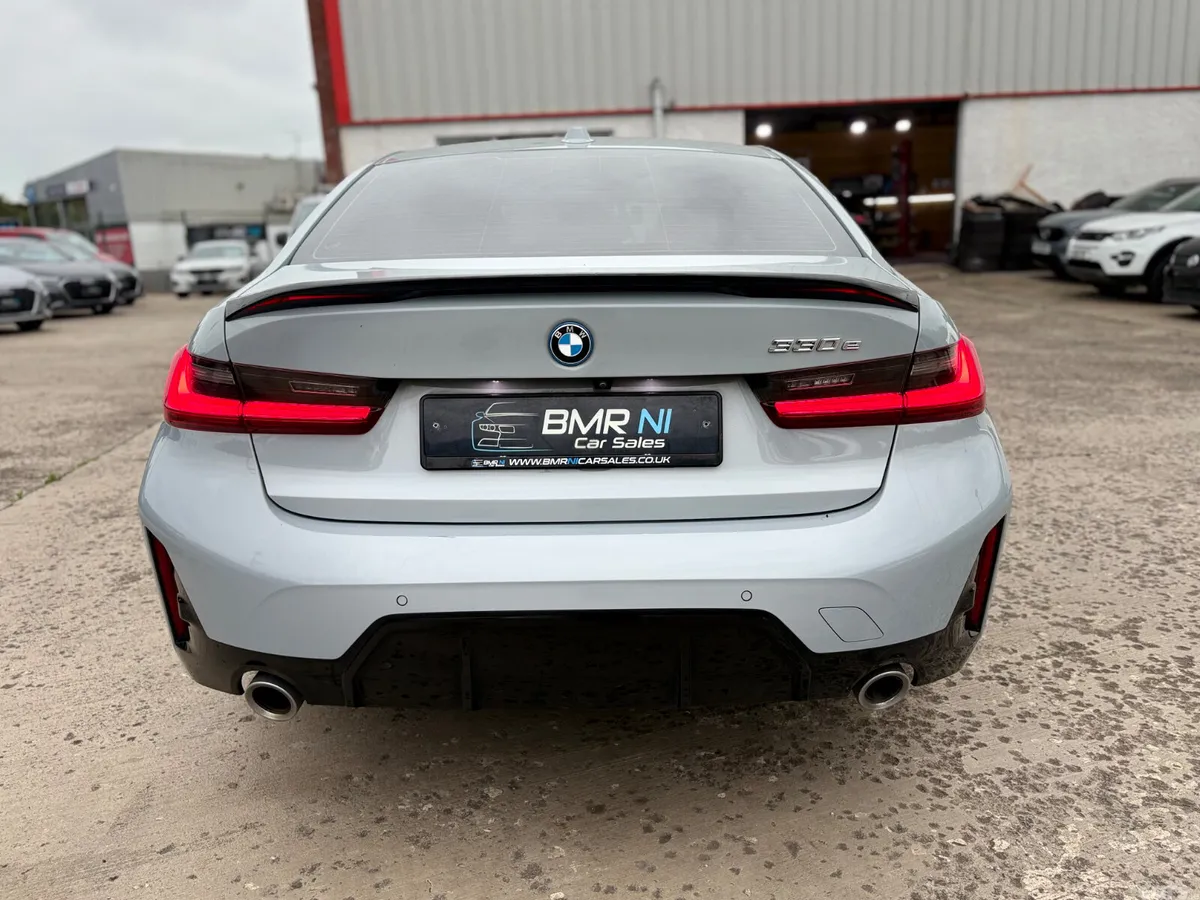 BMW 3-Series Saloon, Petrol Hybrid, 2023, Grey