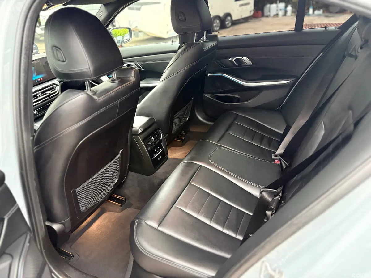 BMW 3-Series Saloon, Petrol Hybrid, 2023, Grey