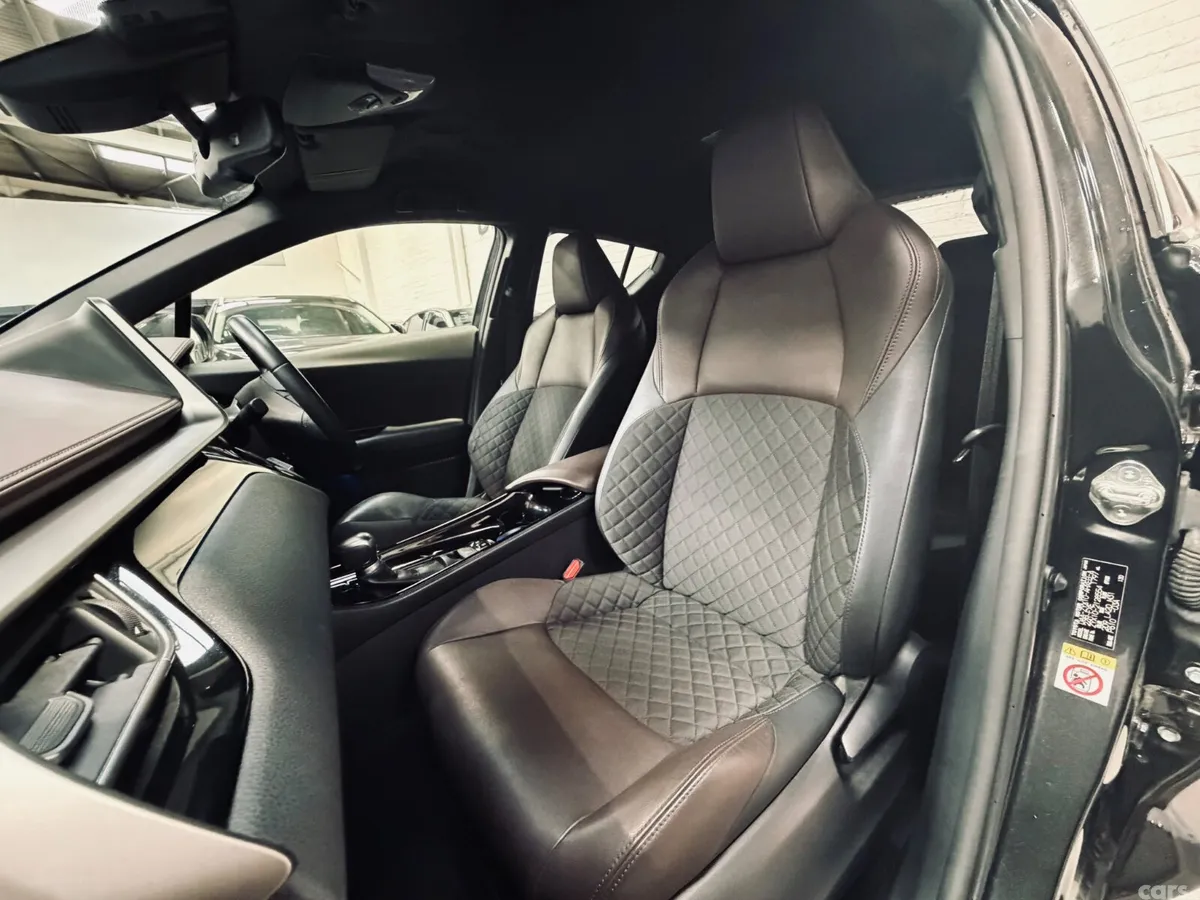 Toyota C-HR SUV, Petrol Hybrid, 2018, Black