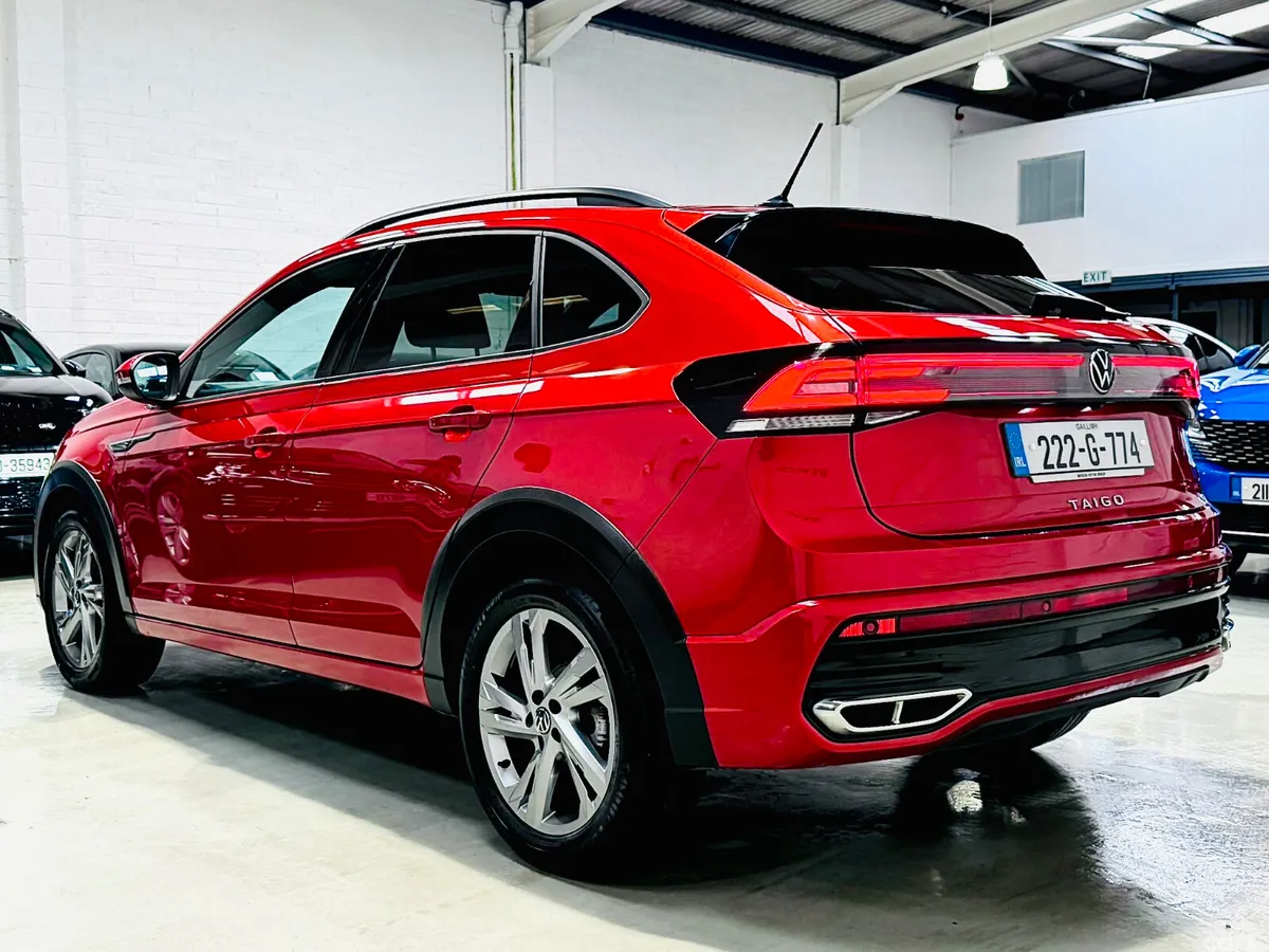 Volkswagen Taigo MPV, Petrol, 2022, Red