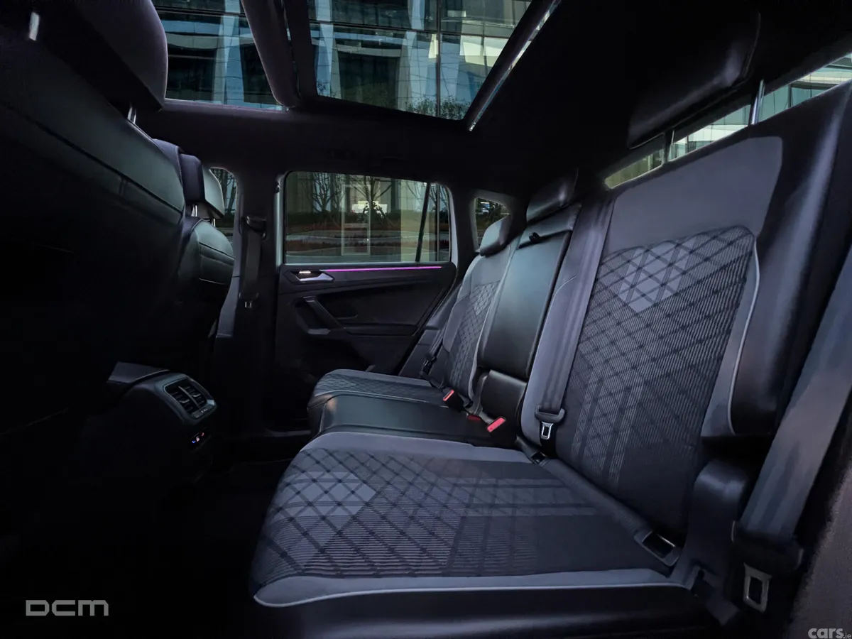 Volkswagen Tiguan SUV, Petrol Plug-in Hybrid, 2022, White
