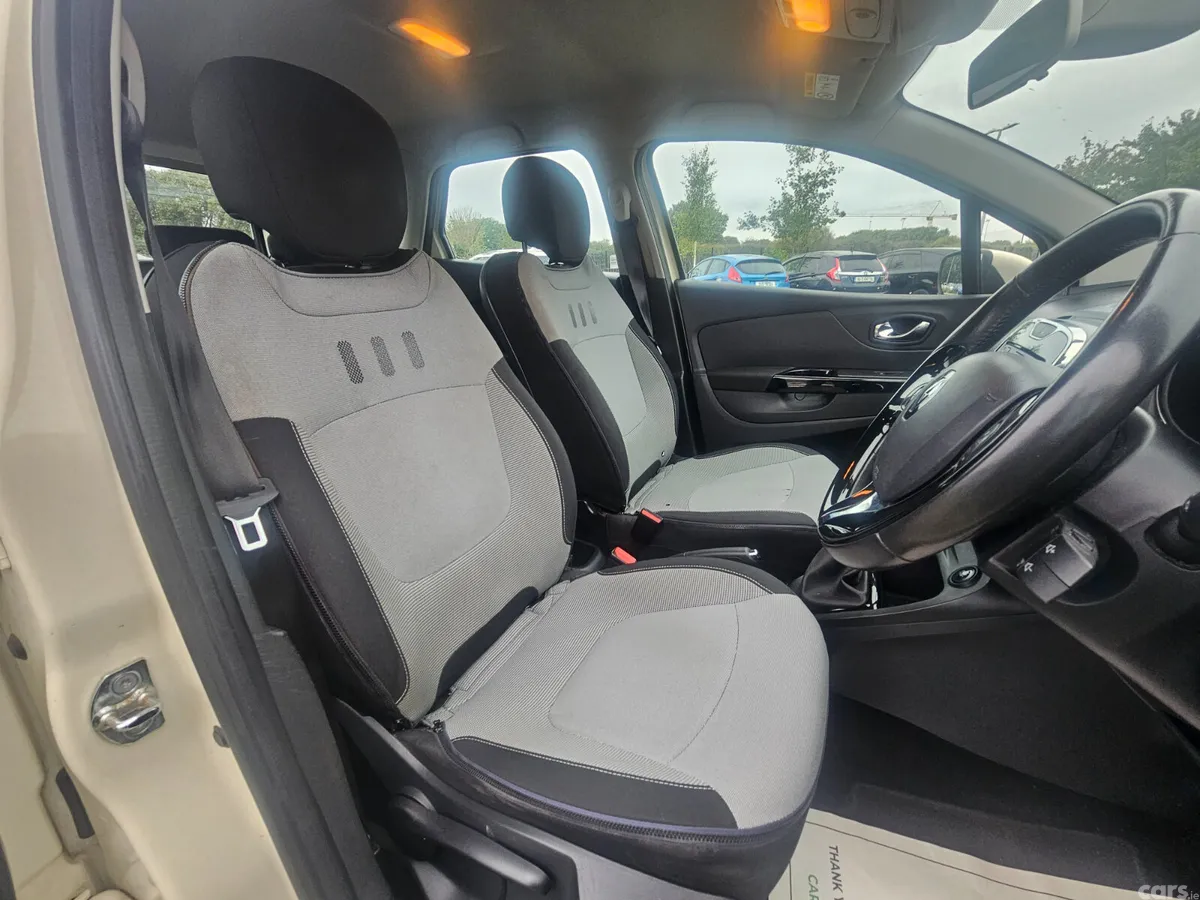 Renault Captur SUV, Petrol, 2014, White