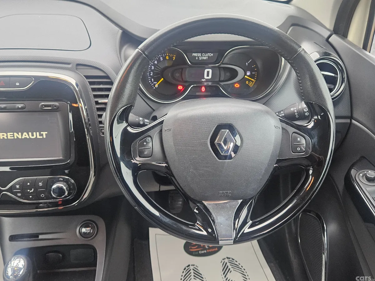 Renault Captur SUV, Petrol, 2014, White