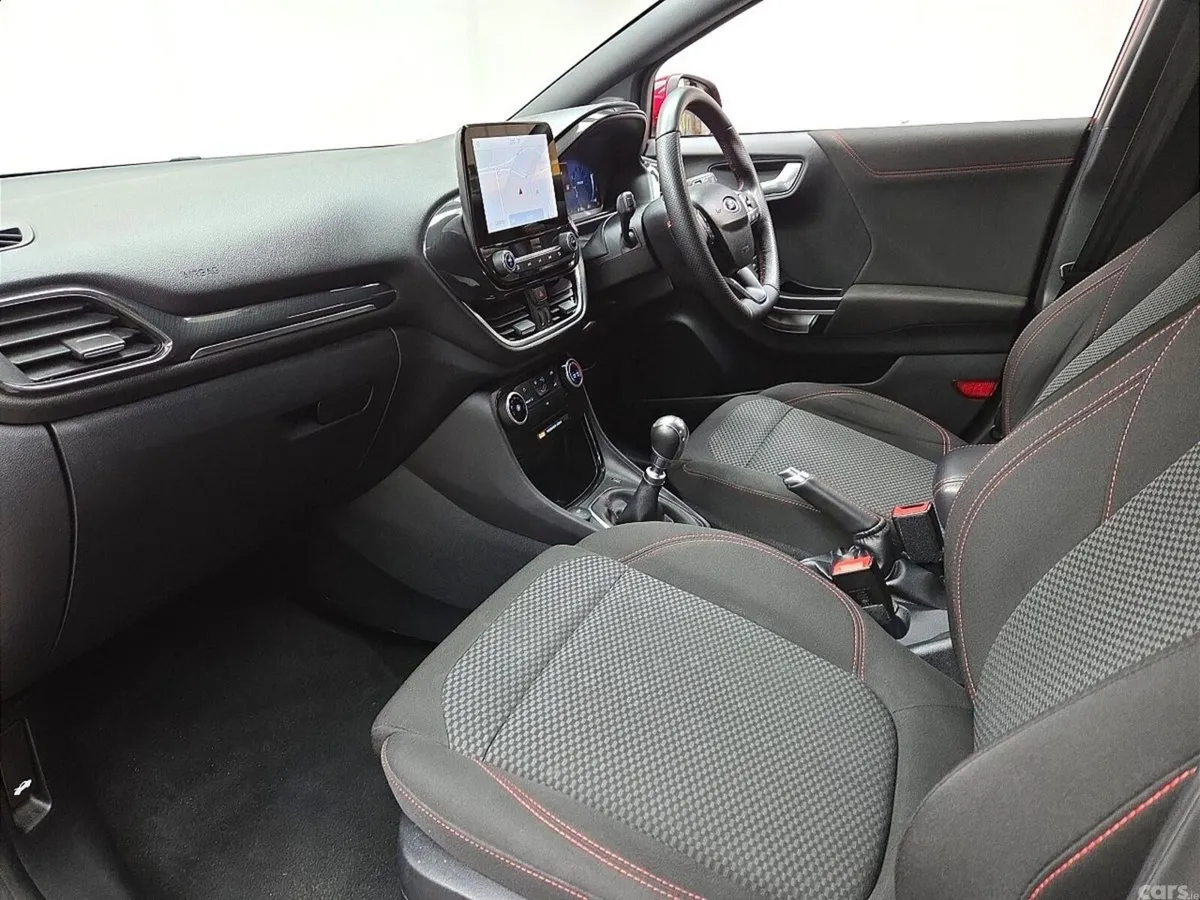Ford Puma MPV, Petrol, 2024, Red