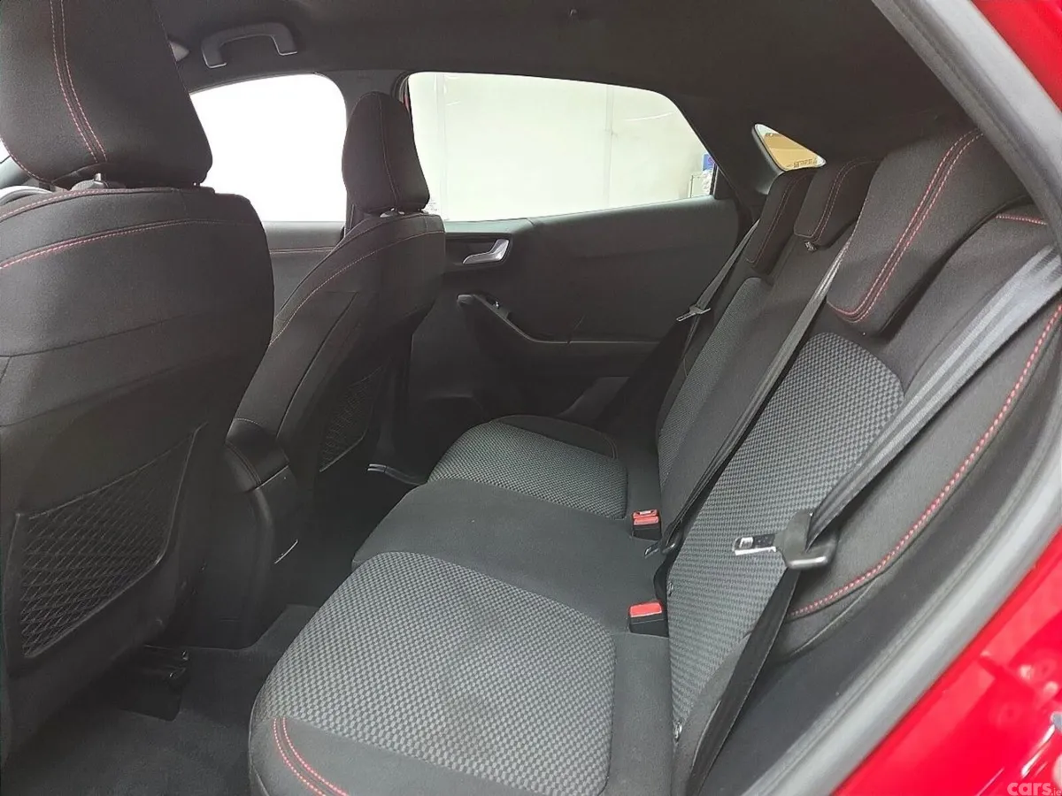 Ford Puma MPV, Petrol, 2024, Red
