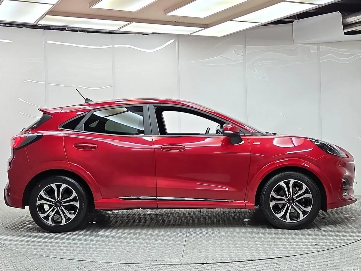 Ford Puma MPV, Petrol, 2024, Red