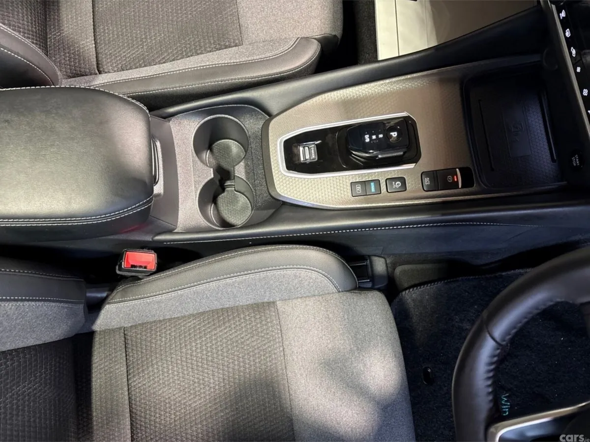 Nissan Qashqai MPV, Petrol Hybrid, 2026, Grey