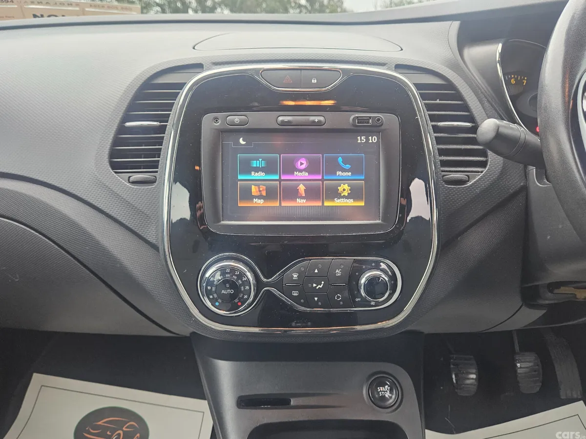 Renault Captur SUV, Petrol, 2014, White