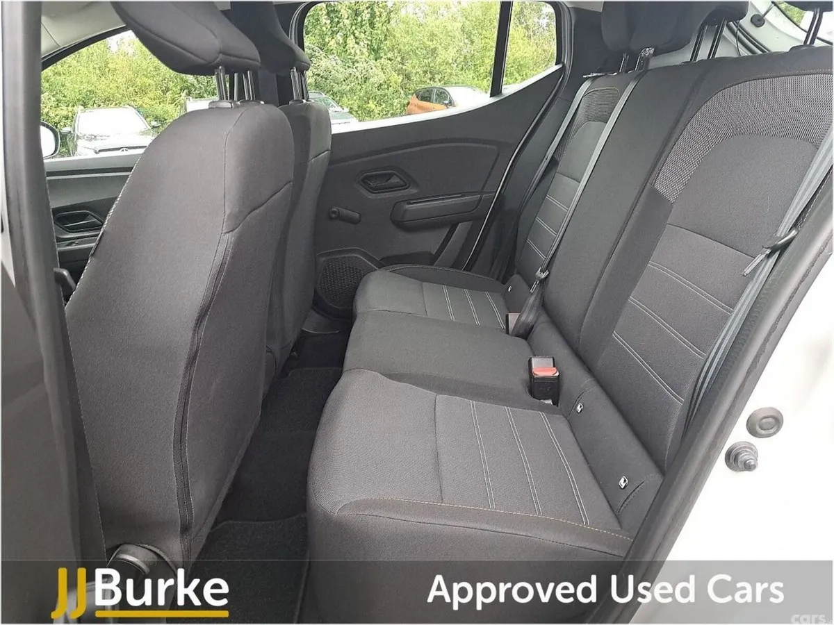Dacia Sandero Stepway SUV, Petrol, 2023, Grey