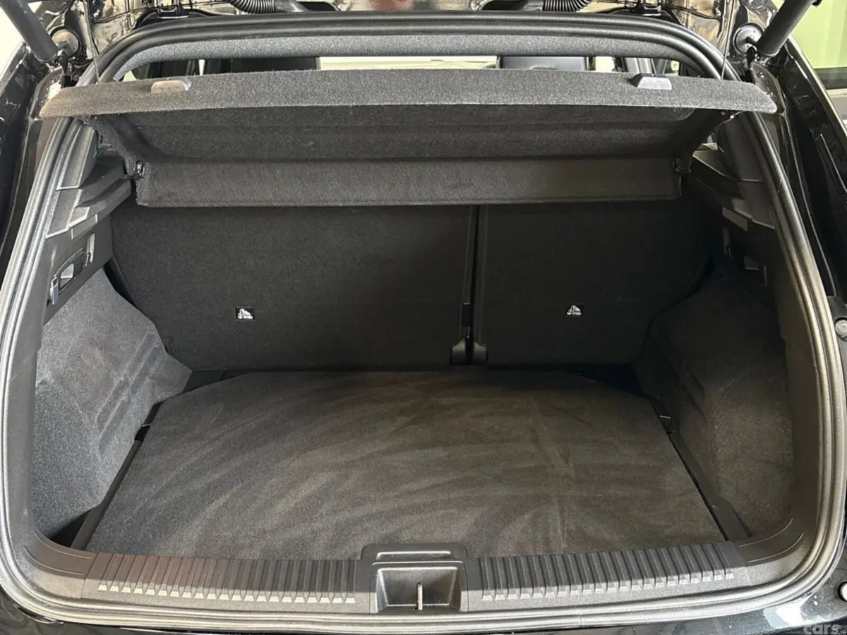 Renault Austral SUV, Petrol Hybrid, 2026, Black
