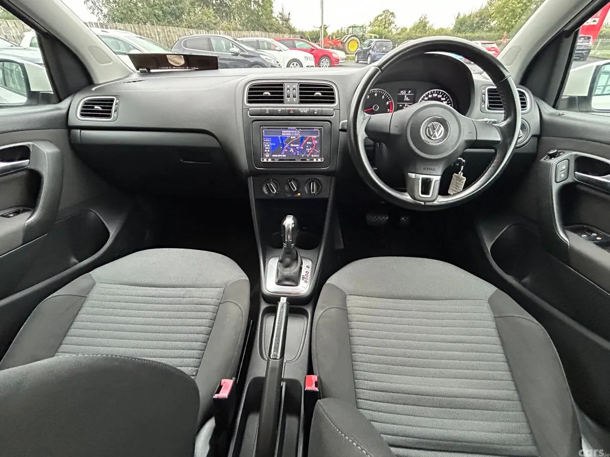 Volkswagen Polo Hatchback, Petrol, 2013, White
