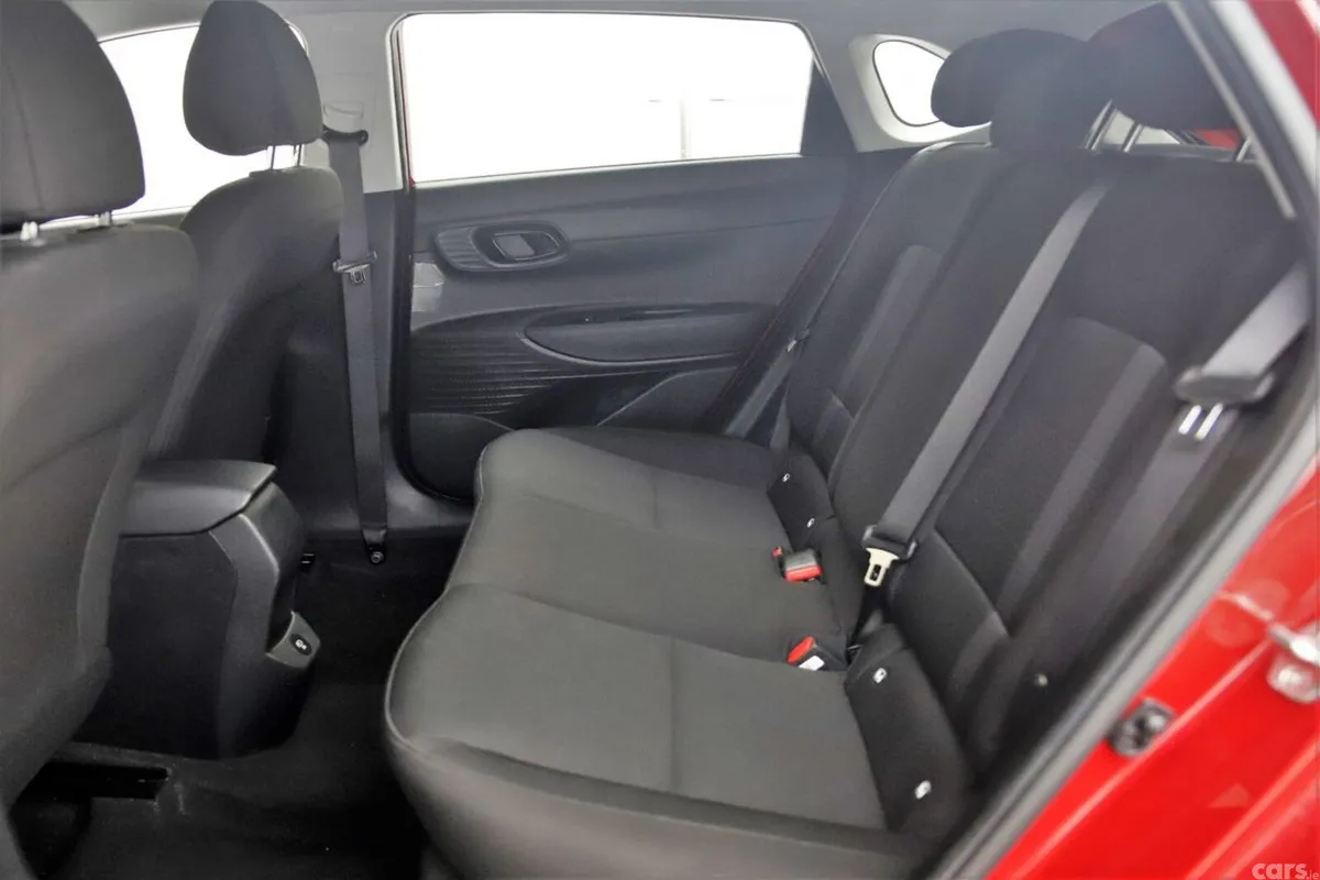 Hyundai i20 Hatchback, Petrol, 2024, Red