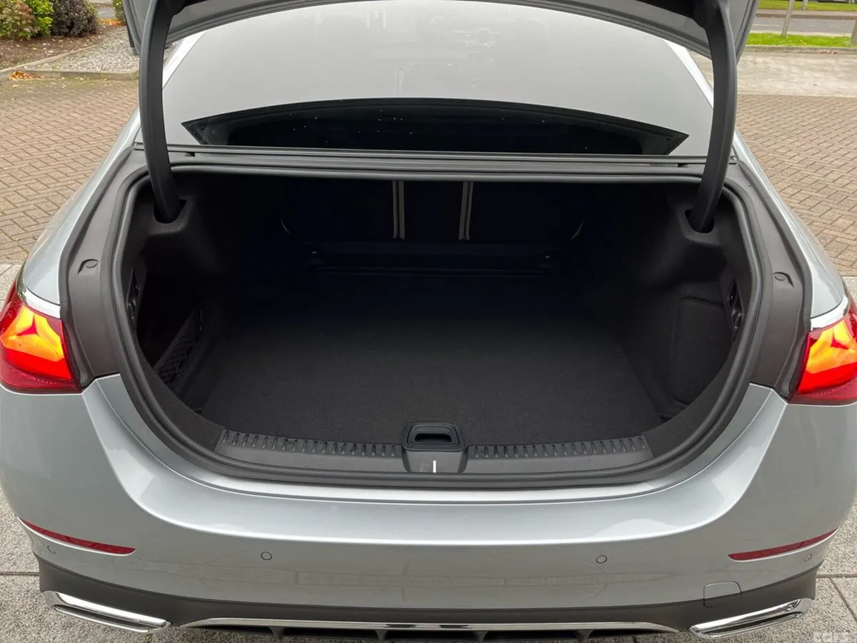 Mercedes-Benz E-Class Saloon, Diesel Hybrid, 2026, Silver