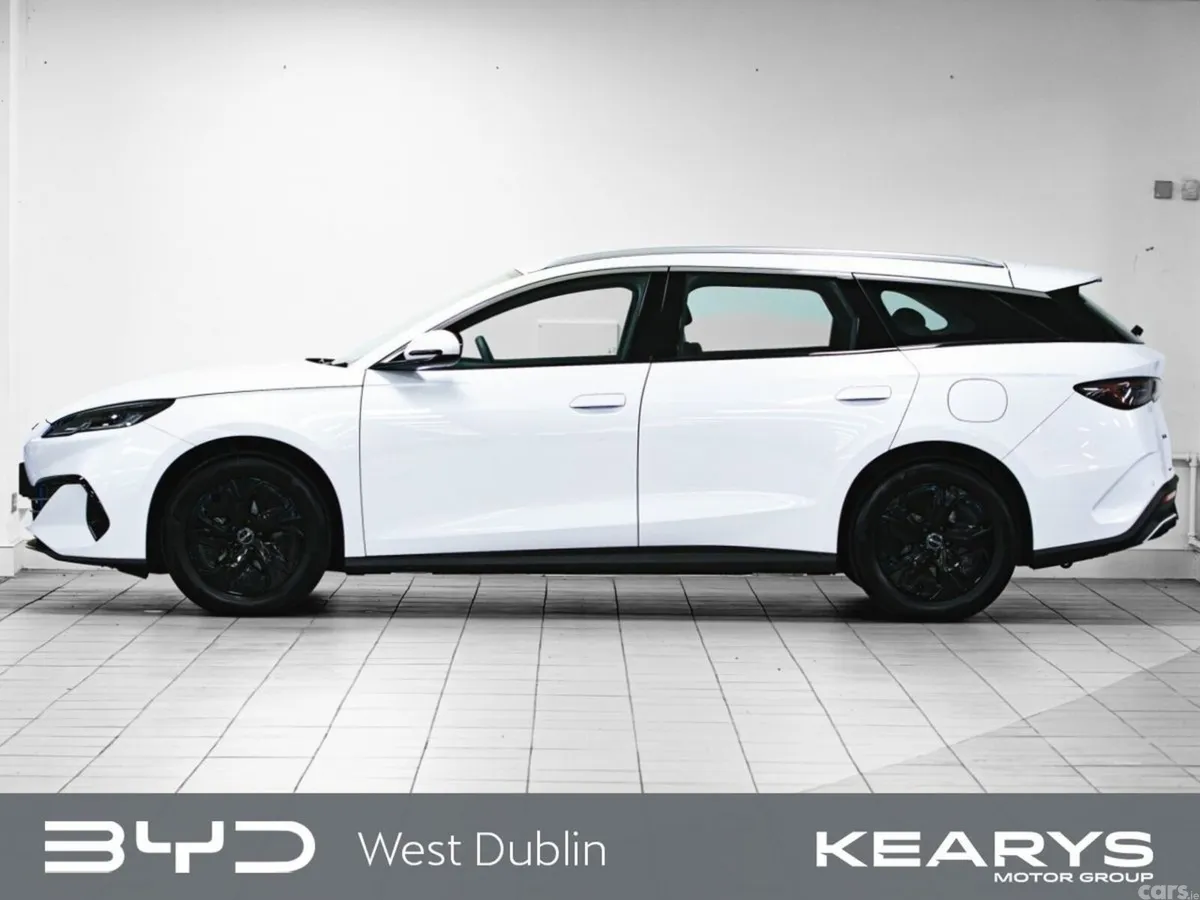 BYD Seal 6 Hatchback, Petrol Plug-in Hybrid, 2026, White