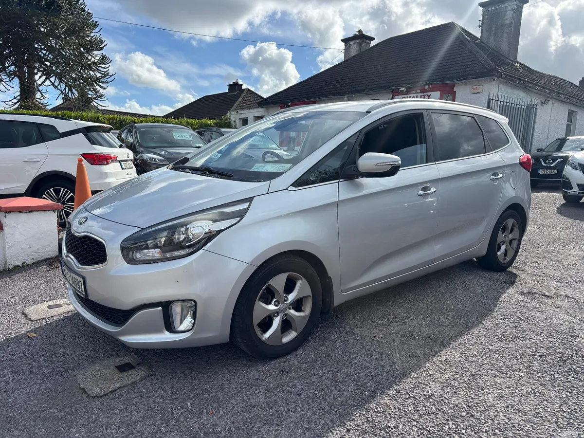 Kia Carens MPV, Diesel, 2016, Silver
