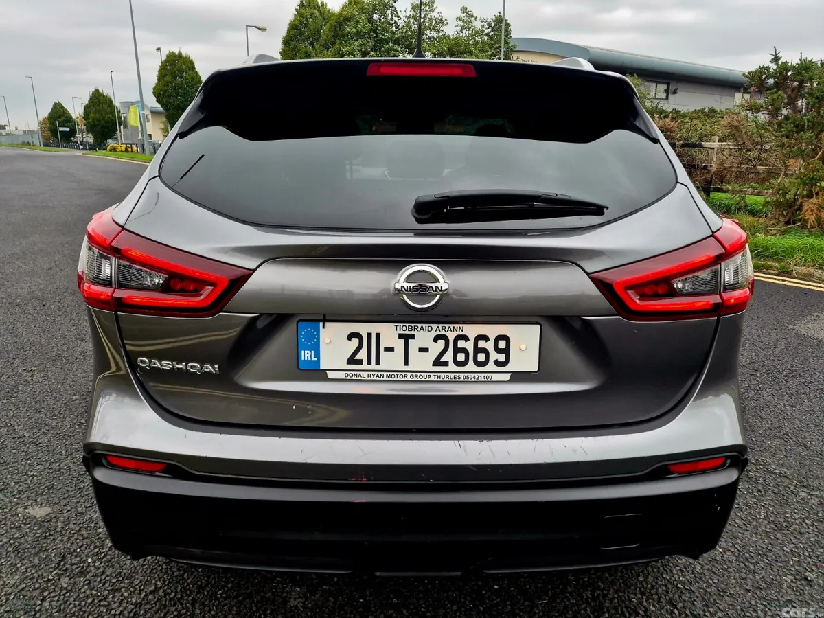 Nissan Qashqai MPV, Diesel, 2021, Grey