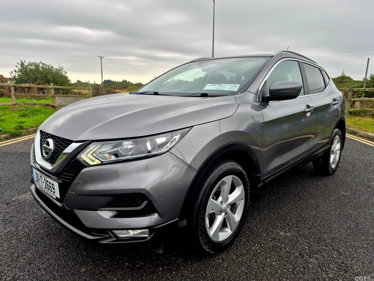 Nissan Qashqai MPV, Diesel, 2021, Grey