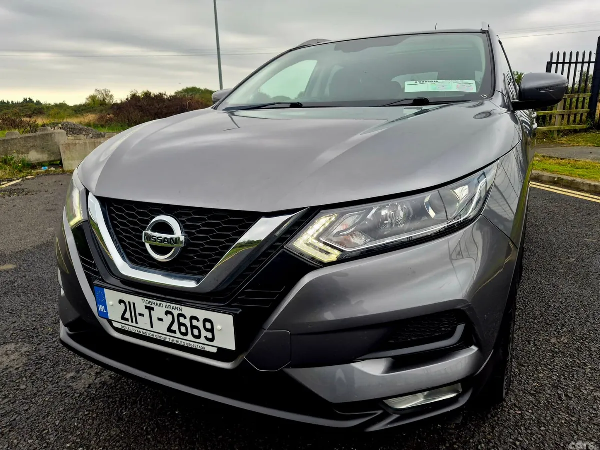 Nissan Qashqai MPV, Diesel, 2021, Grey