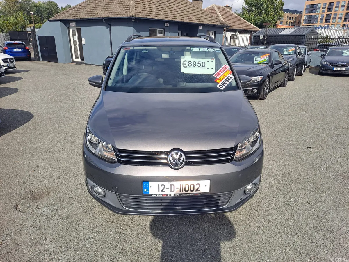 Volkswagen Touran MPV, Diesel, 2012, Grey